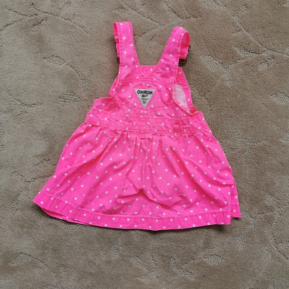 Oshkosh Overall Skirt in a Highlighter Pink 12 months - Picture 2 of 7